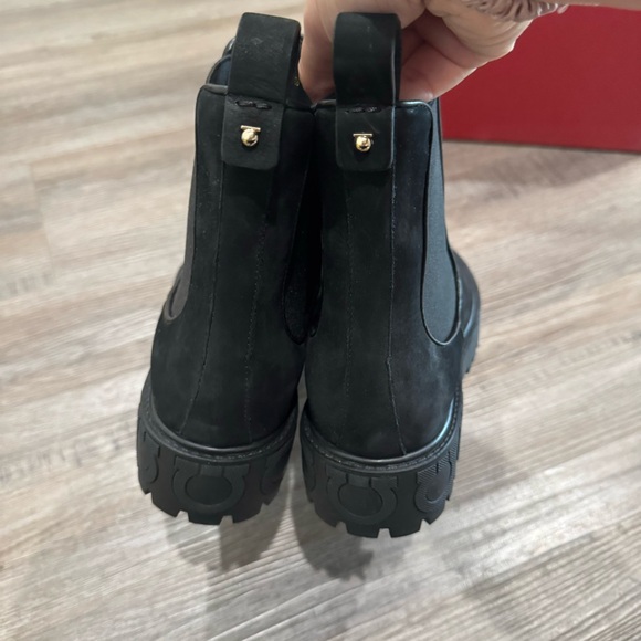 Salvatore Ferragamo Varsi Gancini Logo Chelsea Black Suede Leather Combat Boots - Picture 7 of 13